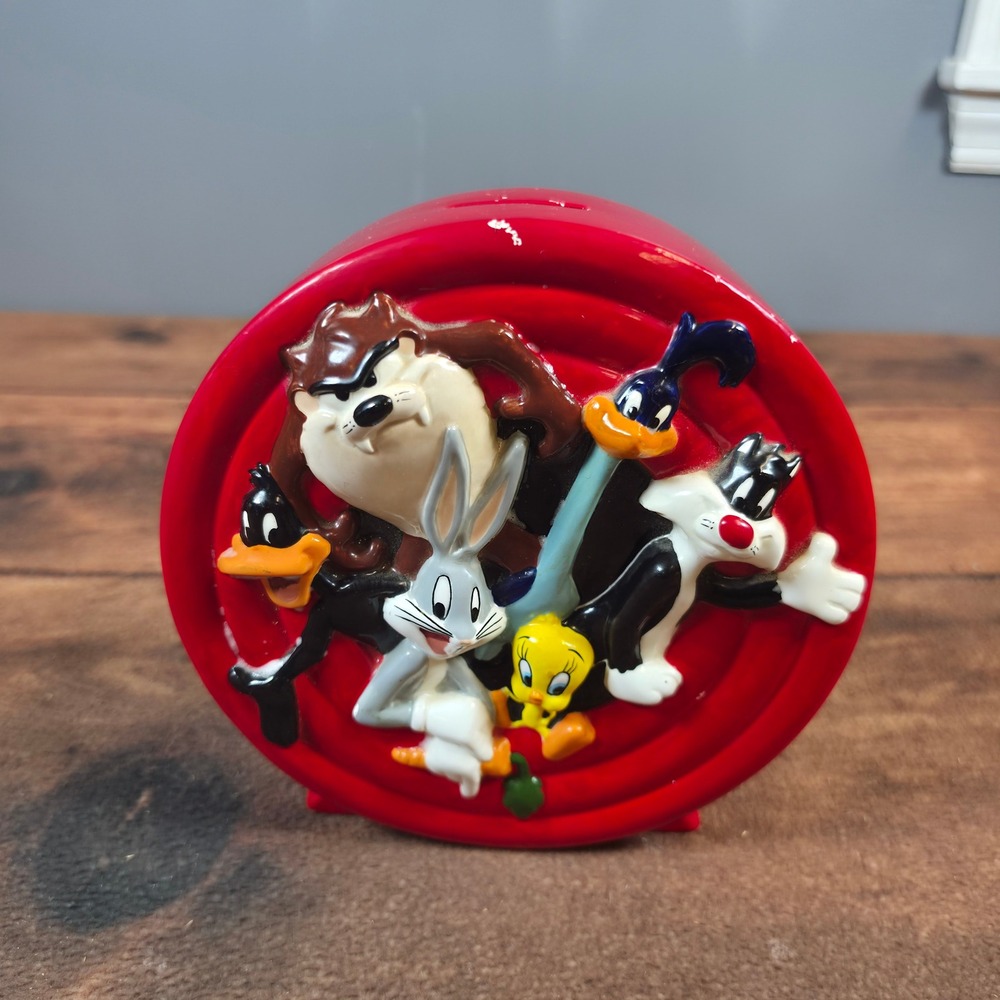 Warner Bros Looney Tunes Coin Bank OS Red Good Thats All Folks Ceramic 3D Relief